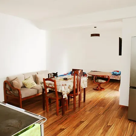 Shtepi Pushimi, Qera Foto Maqo Apartament